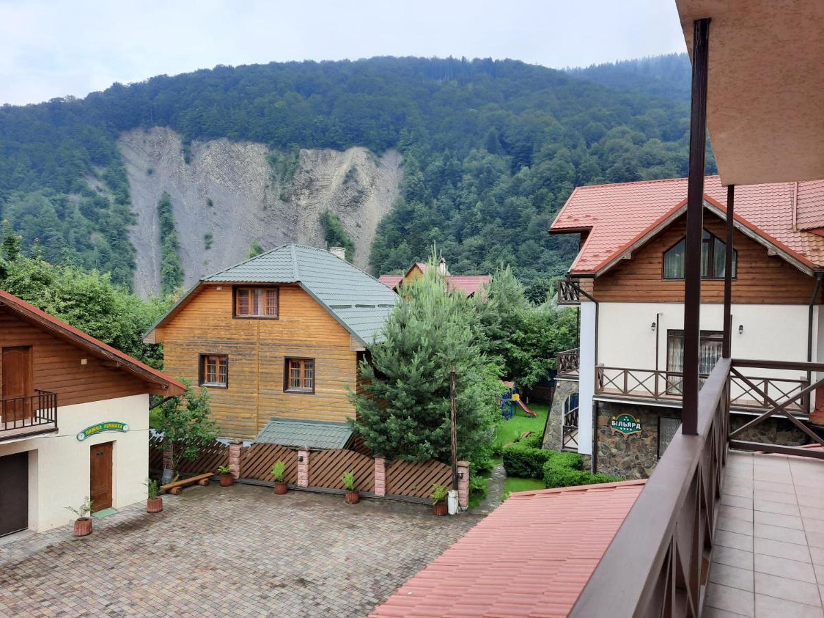 Цвит Папороти Яремча Экстерьер фото